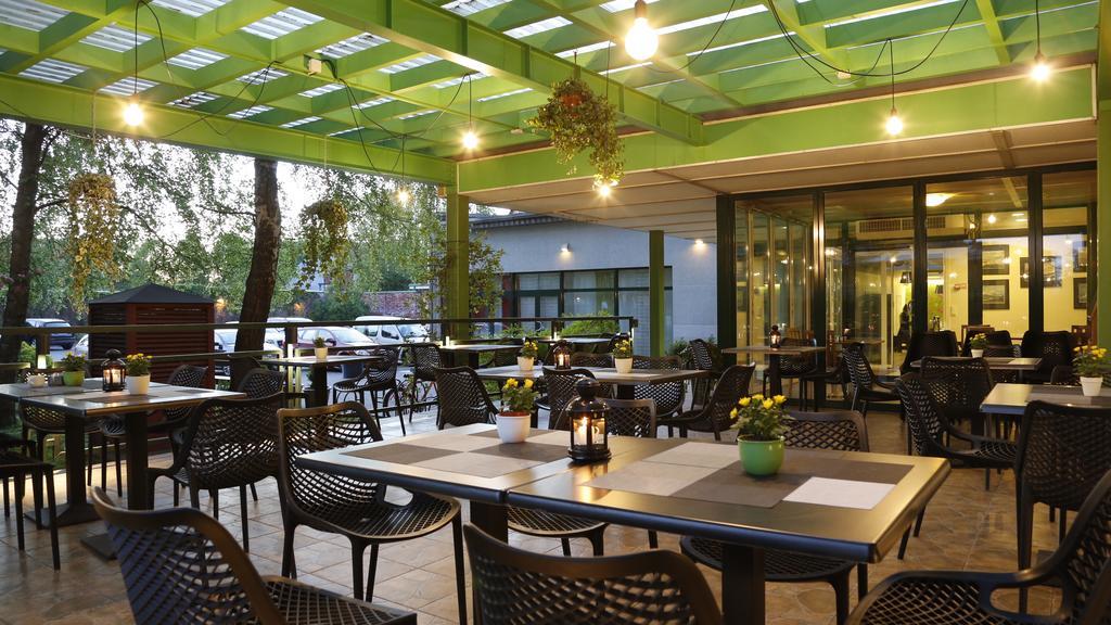 Amrita Hotel เลียปาญา ภายนอก รูปภาพ